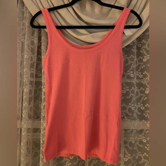 Old Navy Tops - ❤️5 for $20❤️Old Navy Pink Tank Top